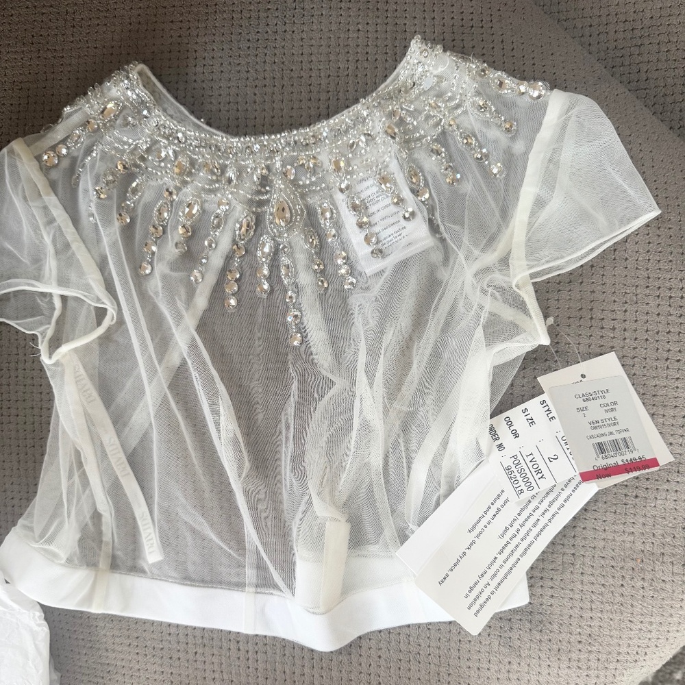 Dressy overlay
